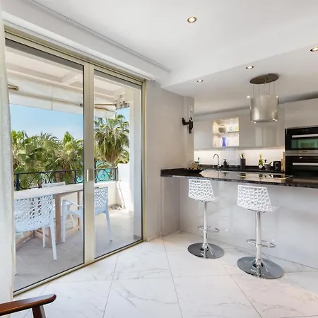Apartment Croisette - 2 Pieces Renove Avec Vue Cannes